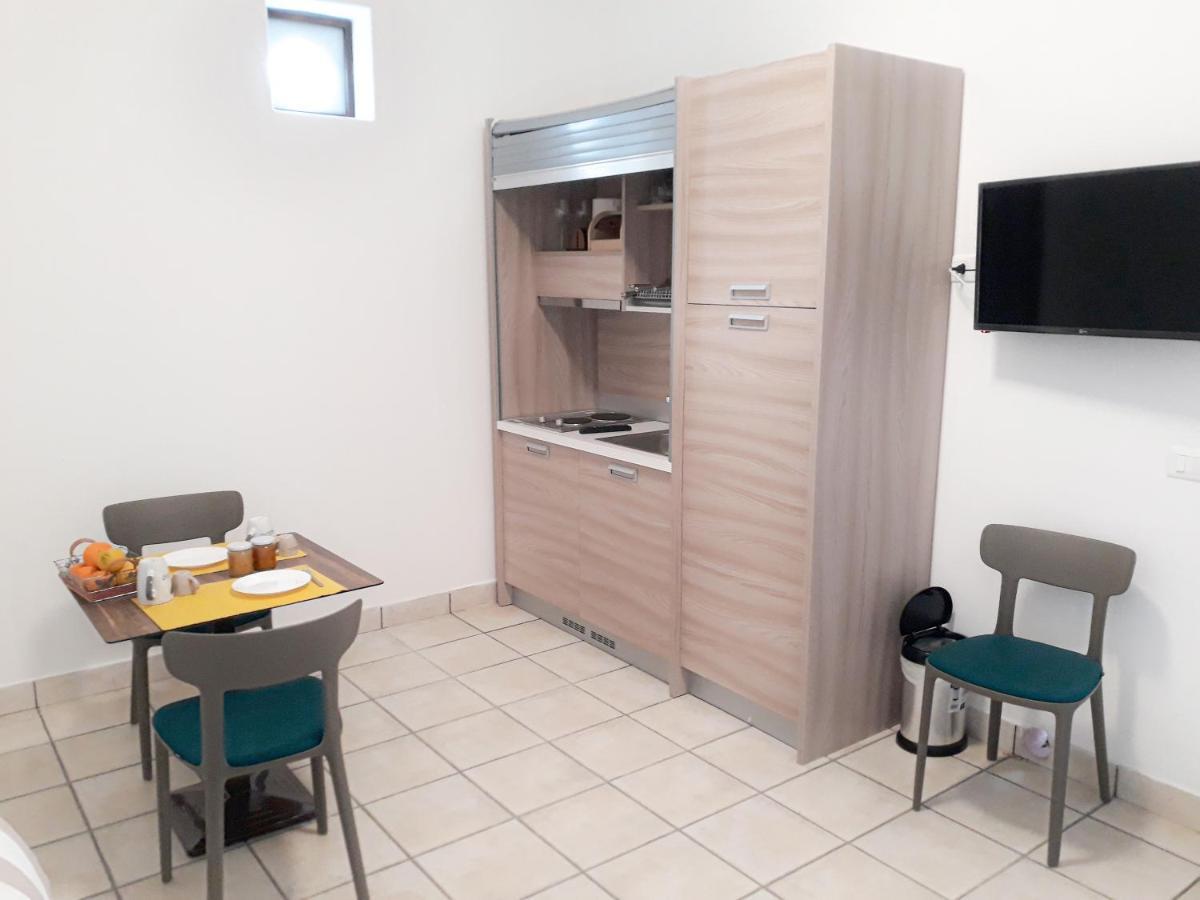 Residence Gregory Filicudi Pecorini Екстер'єр фото