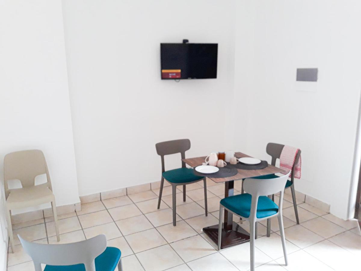 Residence Gregory Filicudi Pecorini Екстер'єр фото