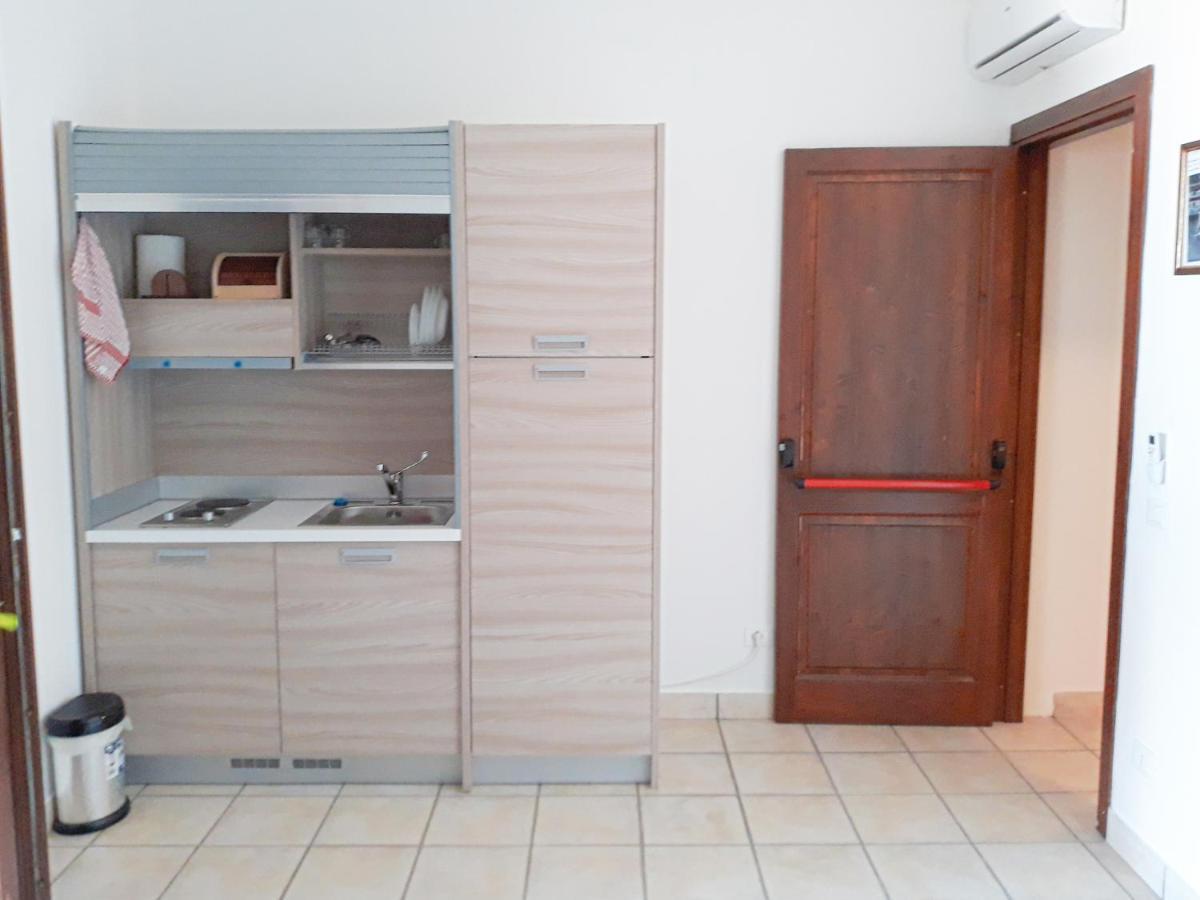Residence Gregory Filicudi Pecorini Екстер'єр фото